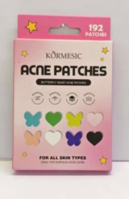 Parche para acne con forma de corazones y mariposas - Kormesic
